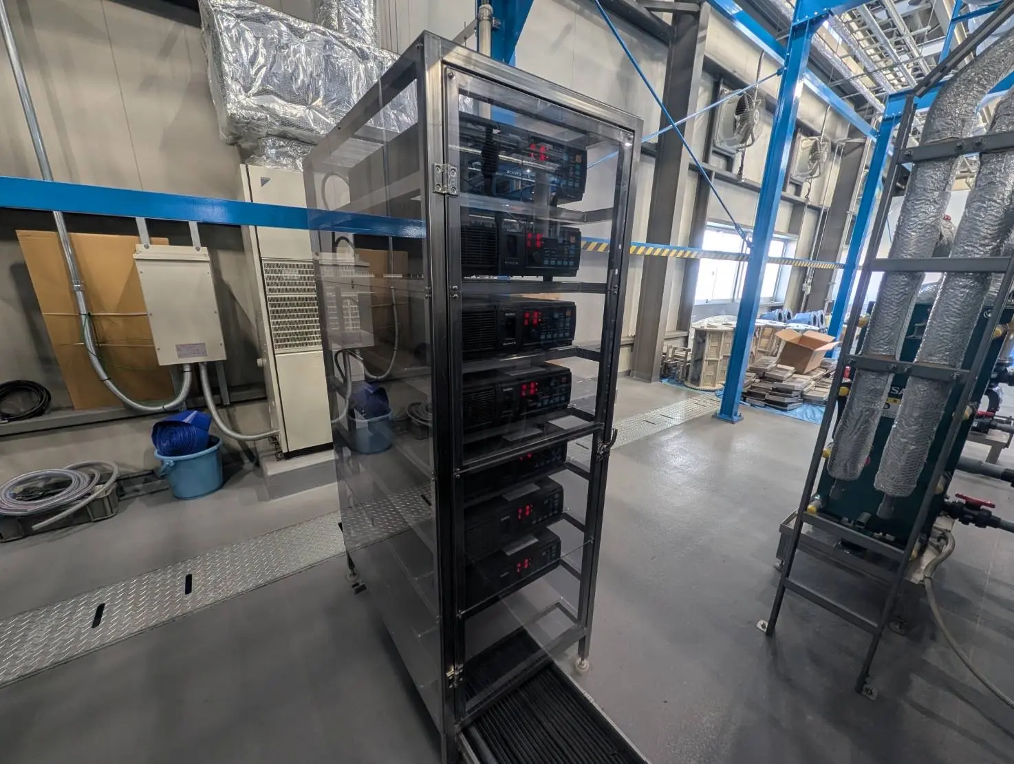 めっき用整流器（三社電機製作所）